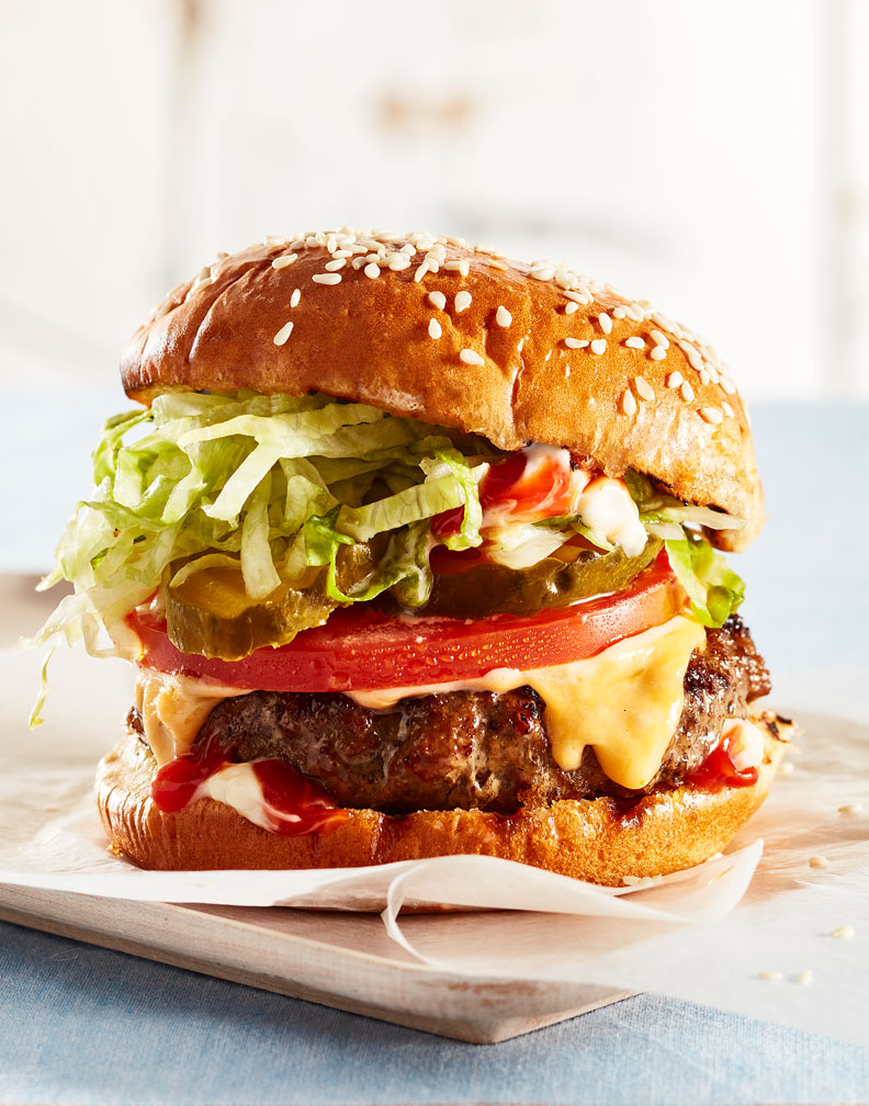 BURGER-COVER-WITH-COMDIMENTS-001-KM-6301837_Edit_v1-ft